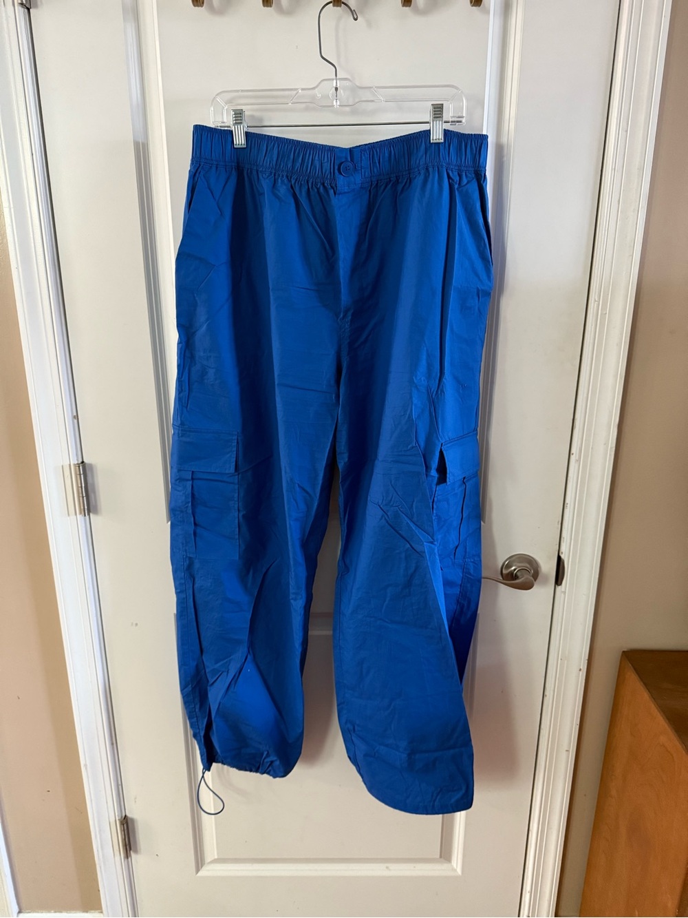 Reitmans Cargo Pants in Bright Blue
